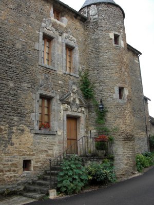 Chateauneuf house